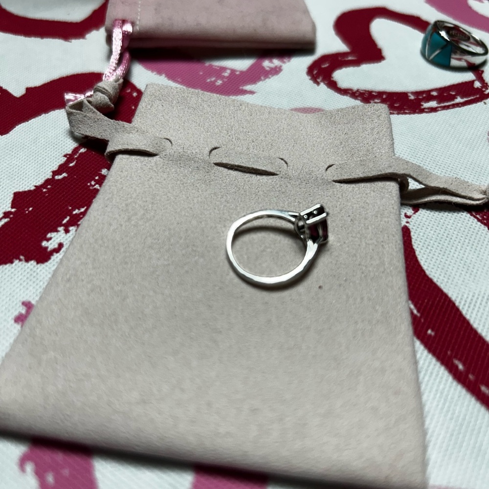 Garnet Teardrop Gemstone Ring - image 5